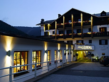 Wellnesshotel Engel Südtirol.jpg