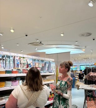 Frühe Hilfen Aktion dm-Markt 1.jpg