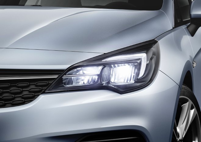 Opel-Astra-LED-Headlights-508681.jpg