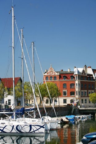 Stralsund_Hafen.JPG