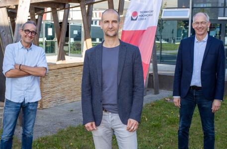 Das neue Dekanat im Fachbereich Bauwesen der Technischen Hochschule Lübeck: v.l.: Prof. Heiner Lippe, Prof. Stephan Wehrig und Prof. Holger Lorenzl, Foto (THL)