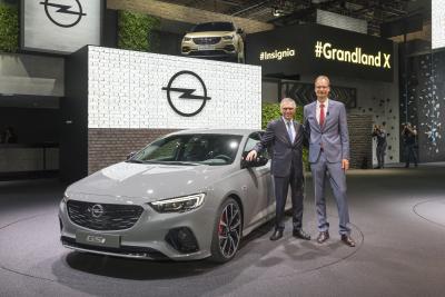 2017 Opel Insignia GSi Carlos Tavares Michael Lohscheller IAA Fankfurt