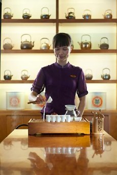 sanya-tea-service-1.jpg