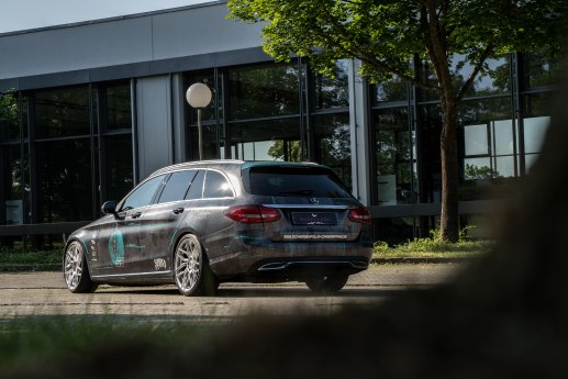 Mercedes CKlasse barracuda Dragoon Silber Bild 4.jpg