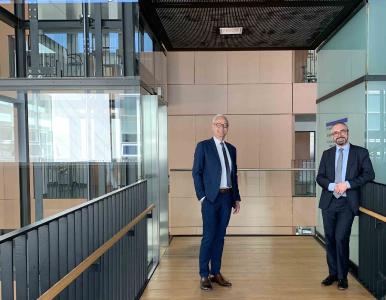 Links im Bild Clemens Maurer, rechts Prof. Dr. Nawid Khaladj