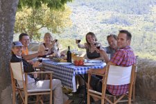 Der milde mallorquinische Winter macht glücklich – erst recht, wenn noch eine Portion Genuss dazukommt