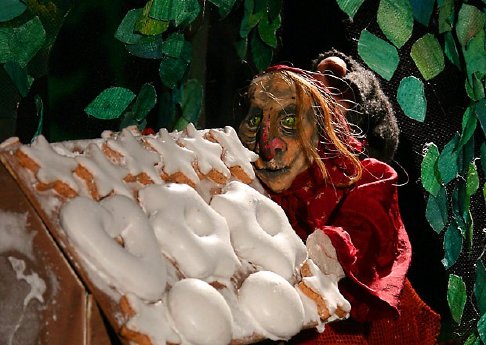 03_Hänsel_und_Gretel_Figurentheater_Cornelia_Fritzsche.jpg
