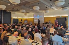 150 Teilnehmer trafen sich zum 69. Landesverbandstag in Karlsruhe – hier bei der Mitgliederversammlung.