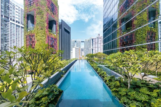 Sofitel Singapore City Centre_Pool_FTI.jpg
