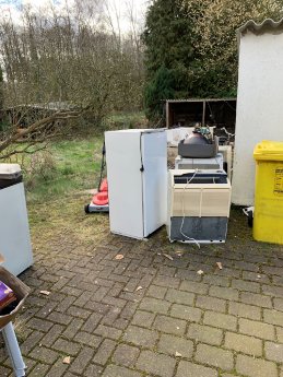 Effektive Entrümpelungen und Schrottabholung in Düsseldorf.jpg