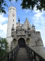 Ein touristischer Leuchtturm der Region: Schloss Lichtenstein Bruecke (Foto: Mythos Schwäbische Alb)