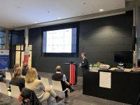 Impulse aus seiner Abteilung Bauen und Wohnen des Ministeriums für Inneres, Kommunales, Wohnen und Sport des Landes Schleswig-Holstein (SH) gab Arne Kleinhans.