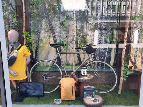 Schaufenster Ortloff_Troika (2).jpg