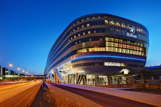 Hilton Frankfurt Airport.jpg