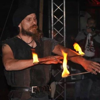 Feuershow, Foto Igniz-1.jpg