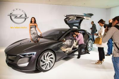 2013 Opel Monza debut IAA Frankfurt