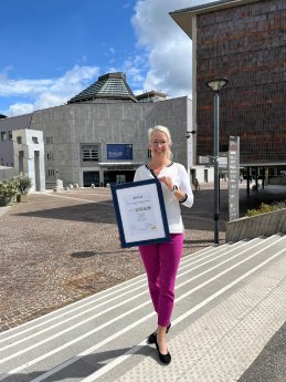 Urkunde_Reisen-für-Alle_Meike Poweleit (c) Kultur- und Kongresszentrum Liederhalle.png