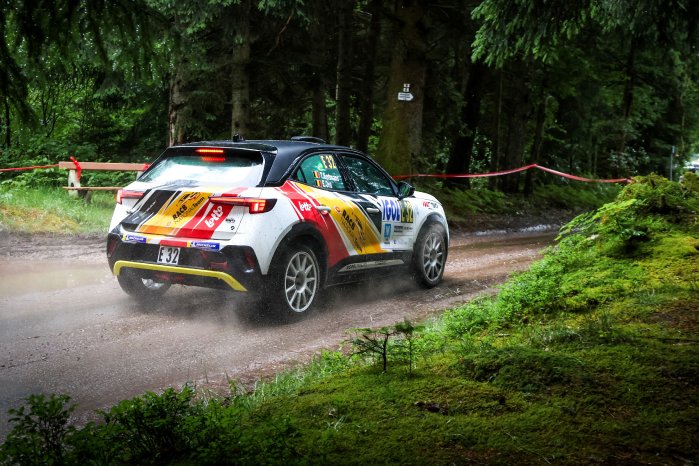 adac-opel-gse-rally-cup-mit-elektrisierender-premiere-in-der-steiermark (3).jpg