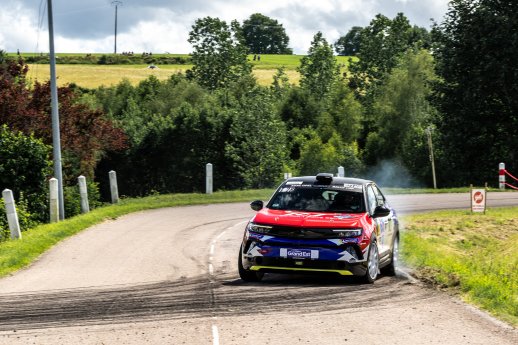 adac-opel-gse-rally-cup-mit-elektrisierender-premiere-in-der-steiermark (5).jpg