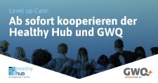 Freuen sich über die gemeinsame Partnerschaft und neue digitale Versorgungsmodelle für Menschen: Healthy Hub und GWQ ServicePlus AG.