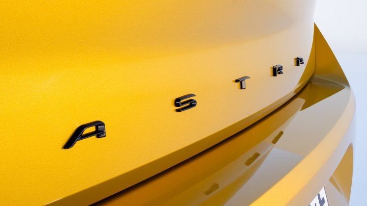 Opel-Astra-516134.jpg