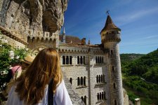 Im Quercy warten zauberhafte Dörfer mit viel Kulturgeschichte (Foto: Sanktuarium in Rocamadour)