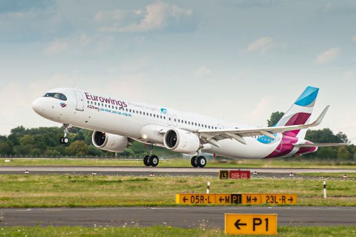 Eurowings A321neo.jpg