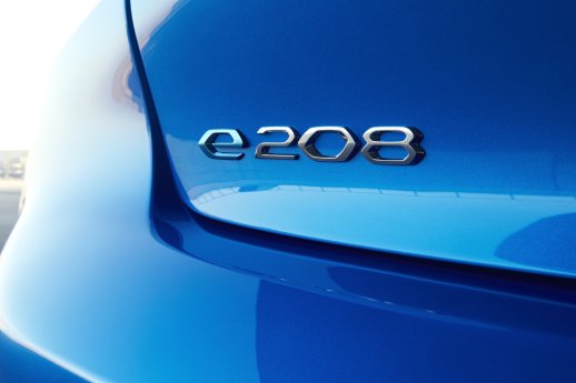 PEUGEOT_208_1902STYP205.jpg