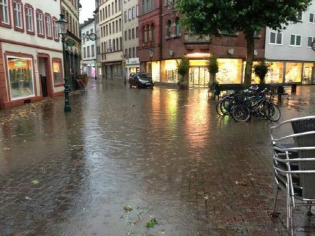 ÜberfluteteStraße.jpg
