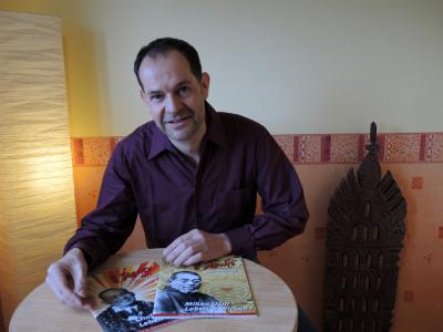 Reiki Lehrer Oliver Drewes stellt sich den "11 Fragen" des Reiki-Magazins.