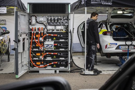 InnovativNeueLadeinfrastrukturfrADACOpelElectricRallyCup (4).jpg