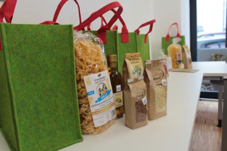 Hochwertige Taschen und Produkte aus der Region – das ideale Weihnachtsgeschenk
