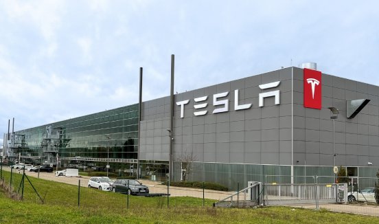 Bestandsimmobilie für Tesla in Holzgerlingen_© Garbe Industrial Real Estate.jpg