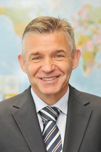 Karlheinz Haupt, Leiter des Geschäftsbereichs Fahrerassistenzsysteme