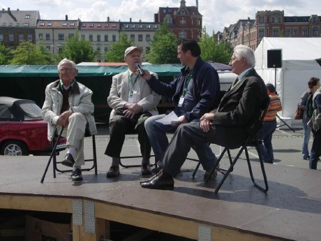 Die Väter des Trabant in der Talkrunde, von links Dr. Werner Lang, Dr. Winfried Sonntag, Dr.JPG