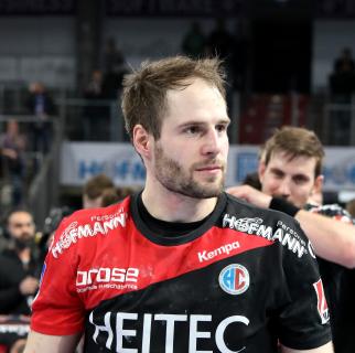 HC Erlangen-Spielmacher Nico Büdel bester Werfer mit 10 Treffern / Jocki_Foto, Erlangen