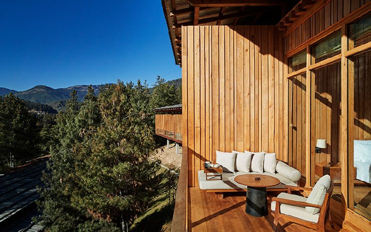 Bumthang-Bhutan-Suite_balcony.jpg