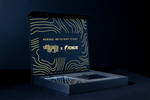 Box_aufgeklappt-Ultimate_Dropz-x-FOKUS_Gold-Edition.jpg