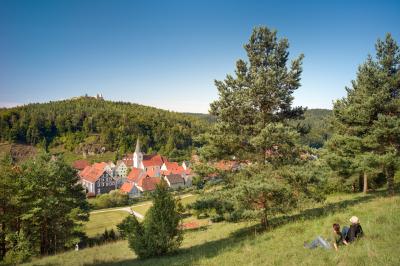 Hohenburg am Jurasteig / Clemens Zahn