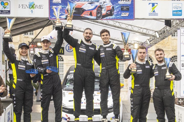 Luca Pröglhöf feiert Titelgewinn im ADAC Opel Electric Rally Cup 2024