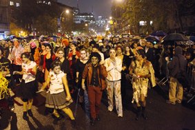 Halloween Parade_low res_Credit_Joe Buglewicz_NYC & Company.jpg