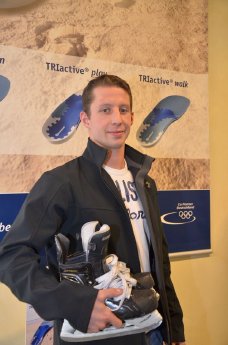 Bauerfeind_Eishockeynationalspieler Michael Wolf.jpg
