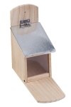Royal Gardineer Wetterfestes Futterhaus mit Metalldach für Eichhörnchen, Holz-Bausatz / Bild: PEARL. GmbH / www.pearl.de