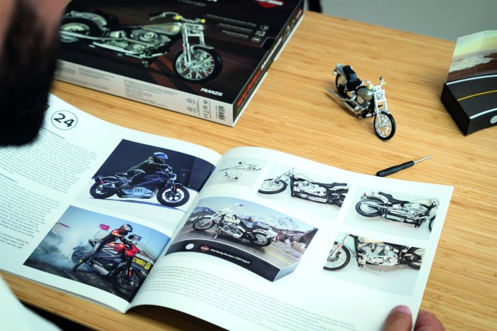 67284_05_Harley-Davidson_AK_Handbuch.jpg