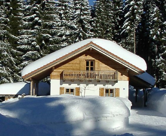 ferienhaus-im-winter.jpg