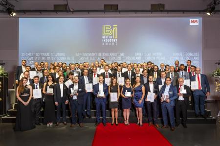 "Best of Industry"-Award 2019: Die Nominierten und Sieger freuen sich über die Auszeichnung / Bild: S. Bausewein / Vogel Communications Group