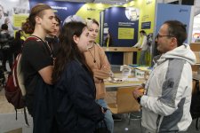 Die Halle des Handwerks auf dem Maimarkt ist ein Erlebniszelt rund um Handwerksthemen für Jung und Alt. Auch in diesem Jahr gibt es vom 25. April bis 5. Mai 2026 wieder ein vielfältiges Programm. Neu ist der Ort: nämlich Halle 1.