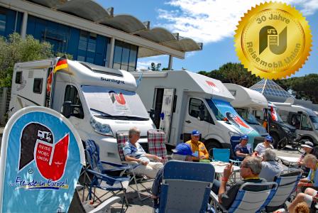 30 Jahre RU immer gern gesehen und gesellig unterwegs. Foto: Deutsches Caravaning Institut