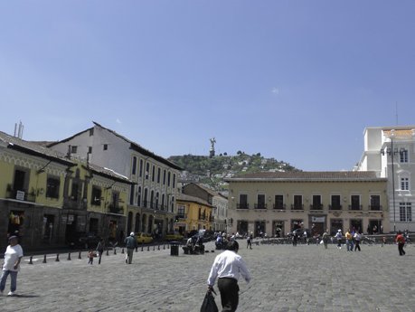 14.11.2011 Quito - Iglesia San Francisco 3.jpg