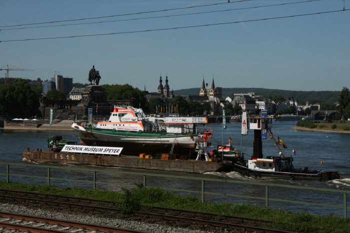 Transport Deutsches Eck Koblenz.JPG